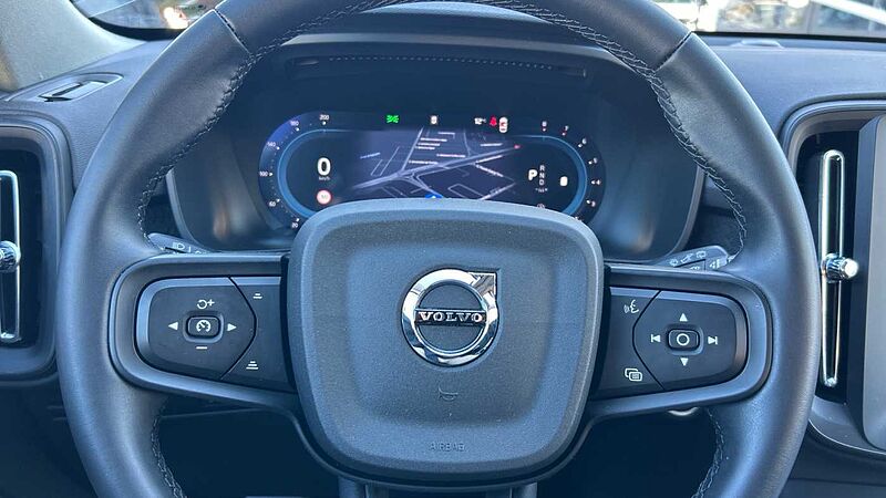 Volvo XC40 2.0 B3 ESSENTIAL AUTO 163 5P