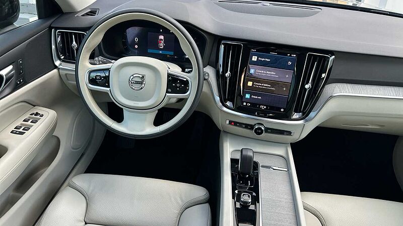 Volvo V60 2.0 B4 P PLUS DARK AUTO 197 5P