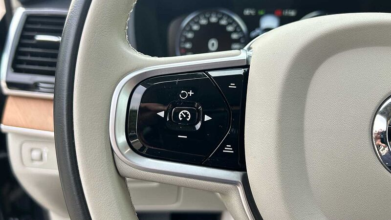 Volvo XC90 2.0 B5 D MOMENTUM PRO AWD AUTO 235 5P 7 Plazas