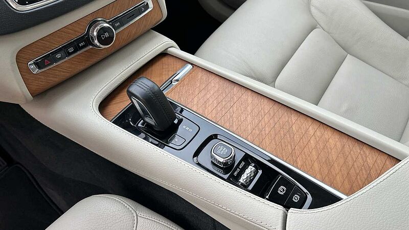 Volvo XC90 2.0 B5 D MOMENTUM PRO AWD AUTO 235 5P 7 Plazas