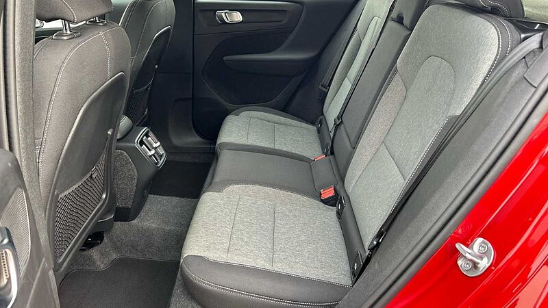 Volvo XC40 2.0 B3 CORE AUTO 163 5P