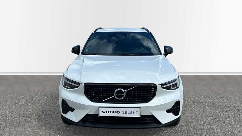 Volvo XC40 2.0 B3 PLUS DARK AUTO 163 5P