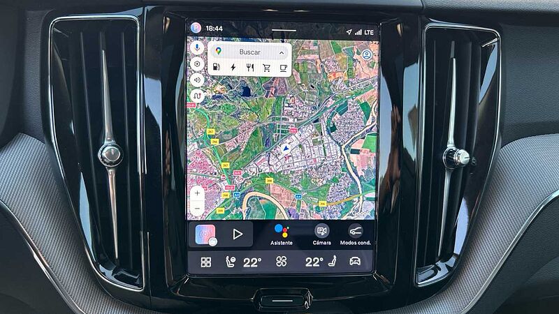 Volvo XC60 2.0 T6 RECHARGE PLUS DARK AUTO 4WD 350 5P