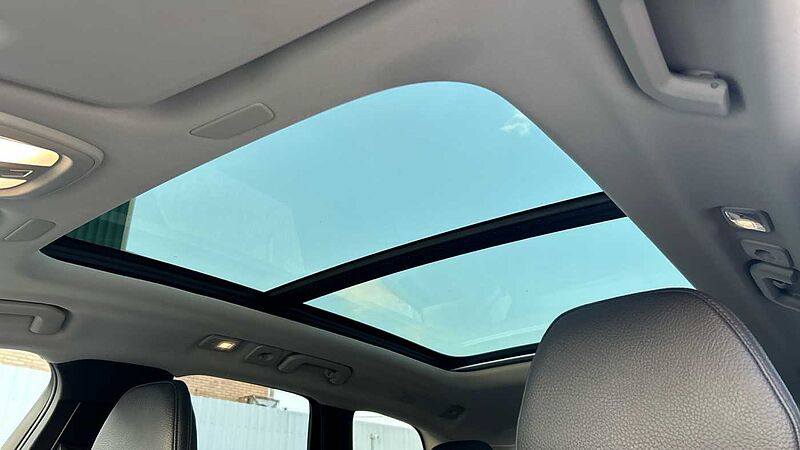 Volvo XC60 2.0 T6 RECHARGE PLUS DARK AUTO 4WD 350 5P