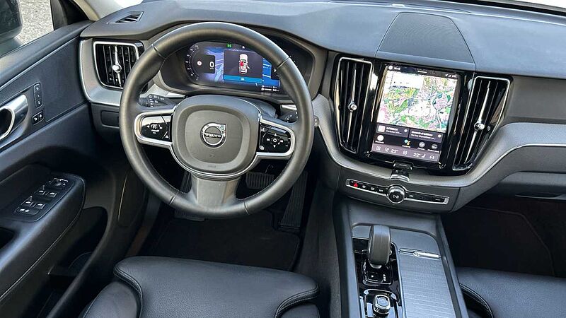 Volvo XC60 2.0 T6 RECHARGE PLUS DARK AUTO 4WD 350 5P