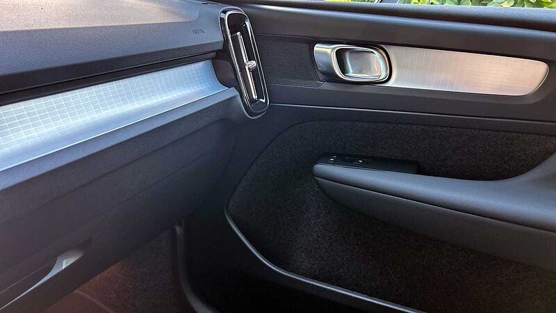Volvo XC40 2.0 B3 CORE AUTO 163 5P