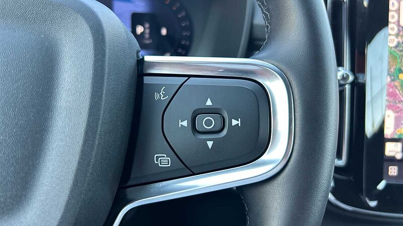 Volvo XC40 2.0 B3 CORE AUTO 163 5P