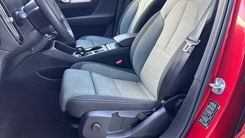 Volvo XC40 2.0 B3 CORE AUTO 163 5P