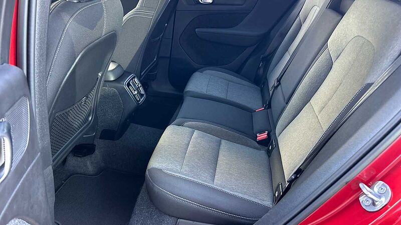 Volvo XC40 2.0 B3 CORE AUTO 163 5P