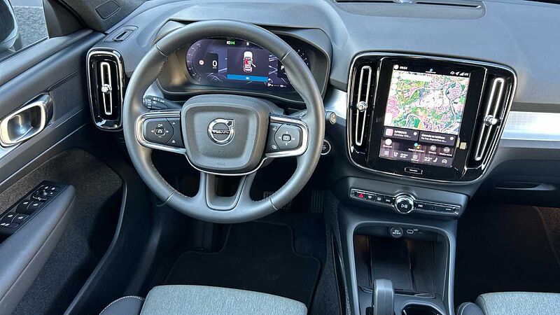 Volvo XC40 2.0 B3 MHEV CORE DCT 163 5P