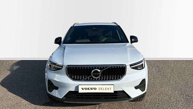 Volvo XC40 2.0 B3 MHEV CORE DCT 163 5P