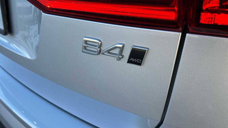 Volvo XC60 XC60 Momentum Pro, B4 AWD mild-hybrid