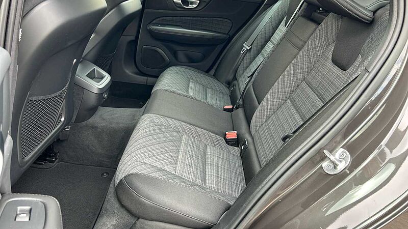 Volvo V60 V60 Essential, B4 (diesel), Diésel
