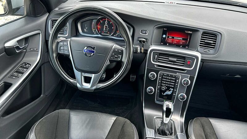 Volvo V60 V60 R-Design D2