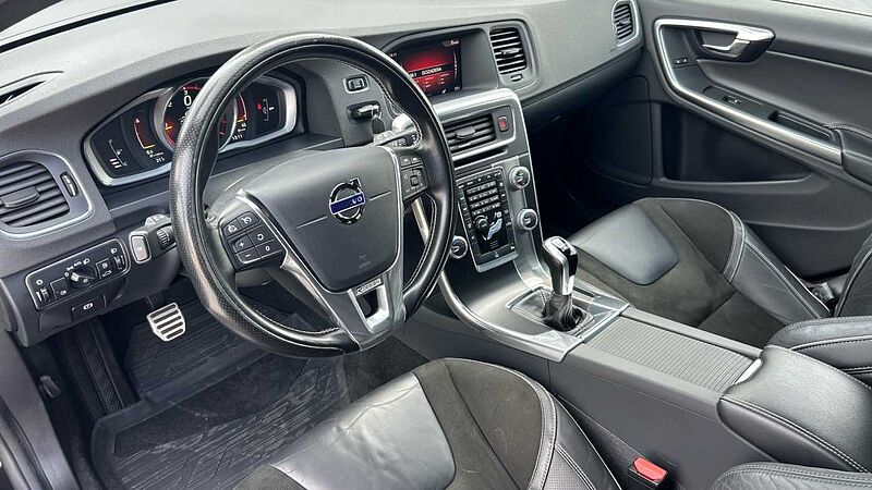 Volvo V60 V60 R-Design D2