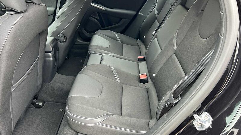 Volvo V40 II V40 Black Edition D2
