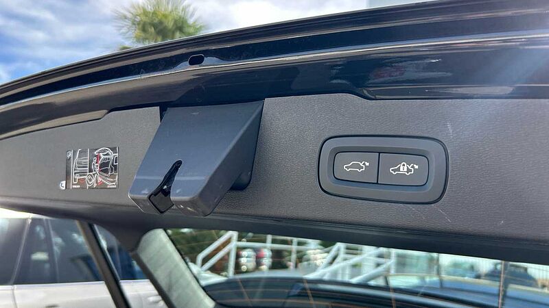 Volvo V60 2.0 T6 RECHARGE CORE AUTO 4WD 350 5P