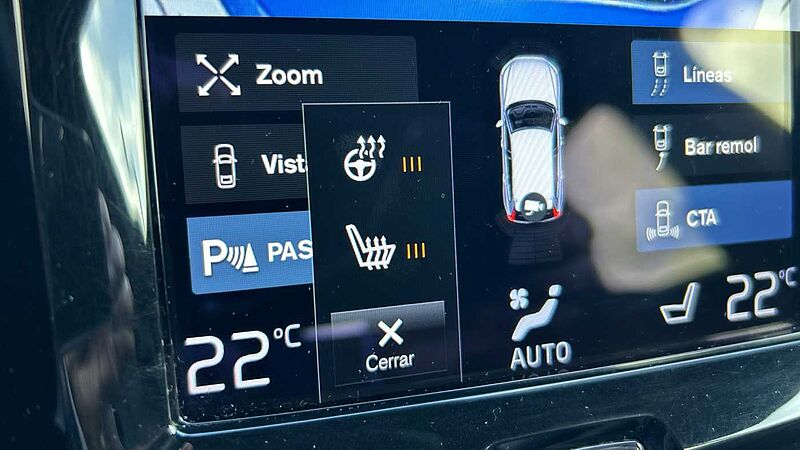 Volvo XC60 2.0 B4 P R-DESIGN AUTO 197 5P