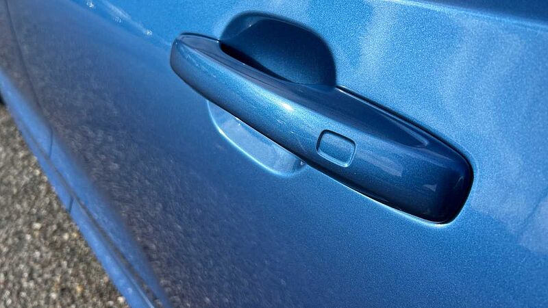 Volvo XC60 2.0 B4 P R-DESIGN AUTO 197 5P