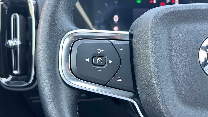 Volvo XC40 2.0 B3 CORE AUTO 163 5P