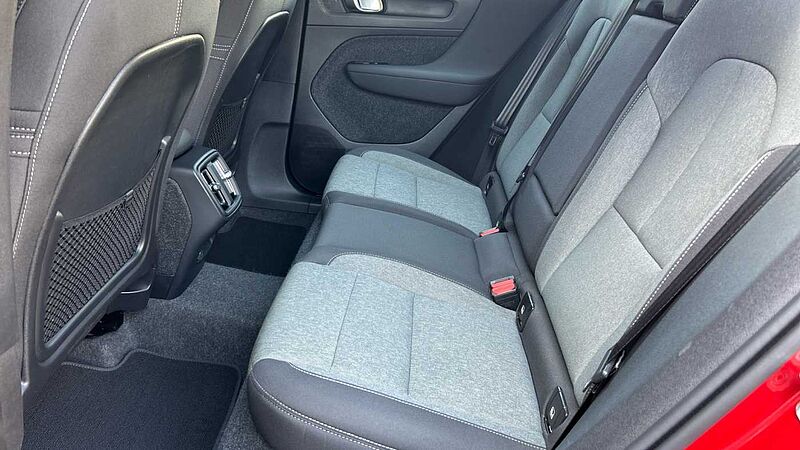Volvo XC40 2.0 B3 CORE AUTO 163 5P