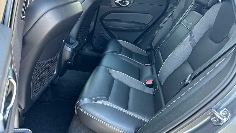 Volvo XC60 2.0 D4 R-DESIGN AUTO 190 5P