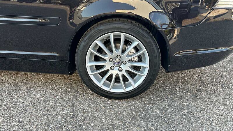 Volvo C70 2.0D SUMMUM 136 2P