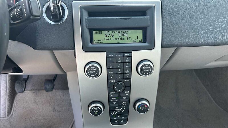 Volvo C70 2.0D SUMMUM 136 2P