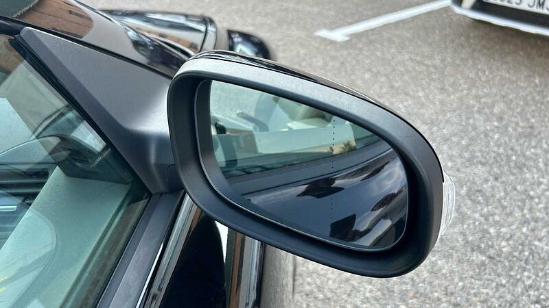 Volvo C70 2.0D SUMMUM 136 2P