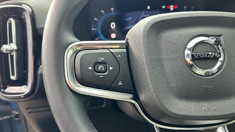 Volvo XC40 XC40 Core, B3 Mild Hybrid, Gasolina