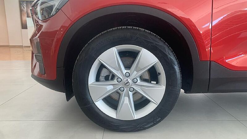 Volvo XC40 2.0 B3 CORE AUTO 163 5P