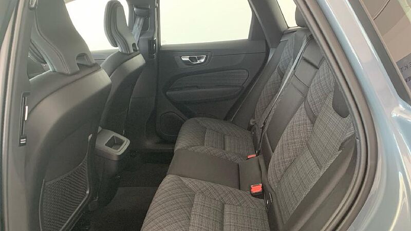 Volvo XC60 2.0 B4 D CORE AUTO 197 5P