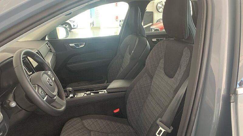 Volvo XC60 2.0 B4 D CORE AUTO 197 5P