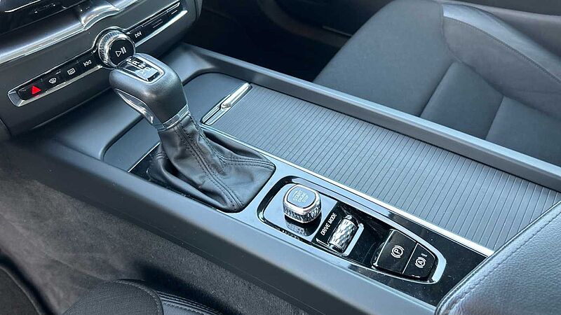 Volvo XC60 2.0 D4 BUSINESS PLUS AUTO 190 5P