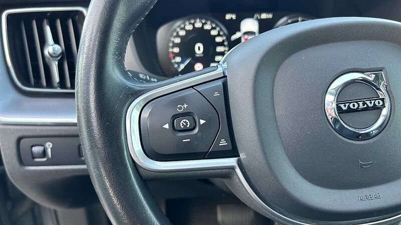 Volvo XC60 2.0 D4 BUSINESS PLUS AUTO 190 5P