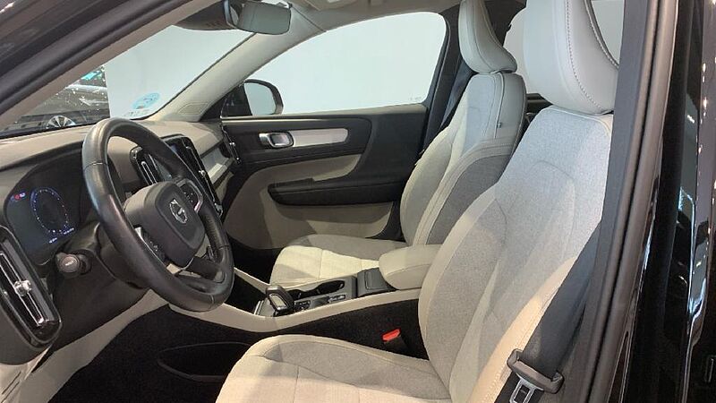 Volvo XC40 2.0 D3 BUSINESS PLUS AUTO 150 5P