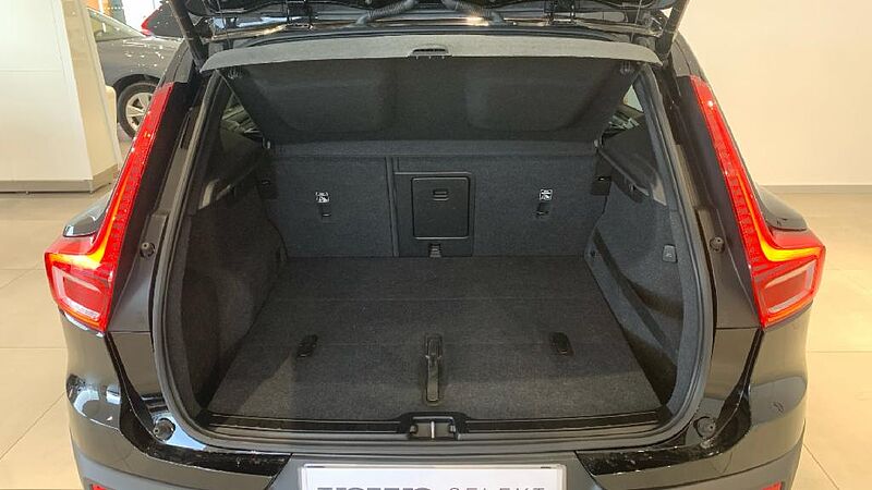 Volvo XC40 2.0 D3 BUSINESS PLUS AUTO 150 5P
