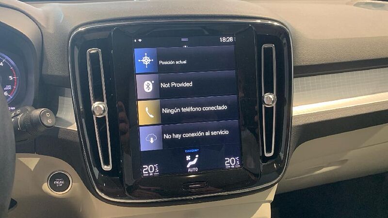 Volvo XC40 2.0 D3 BUSINESS PLUS AUTO 150 5P