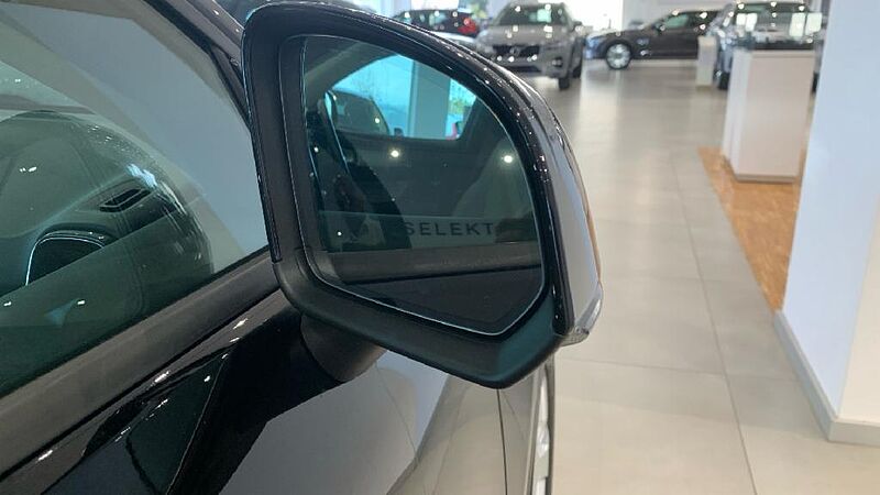Volvo XC40 2.0 D3 BUSINESS PLUS AUTO 150 5P