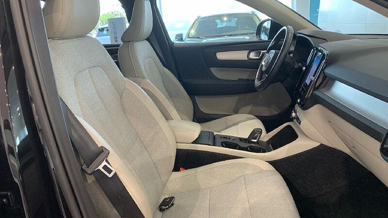 Volvo XC40 2.0 D3 BUSINESS PLUS AUTO 150 5P