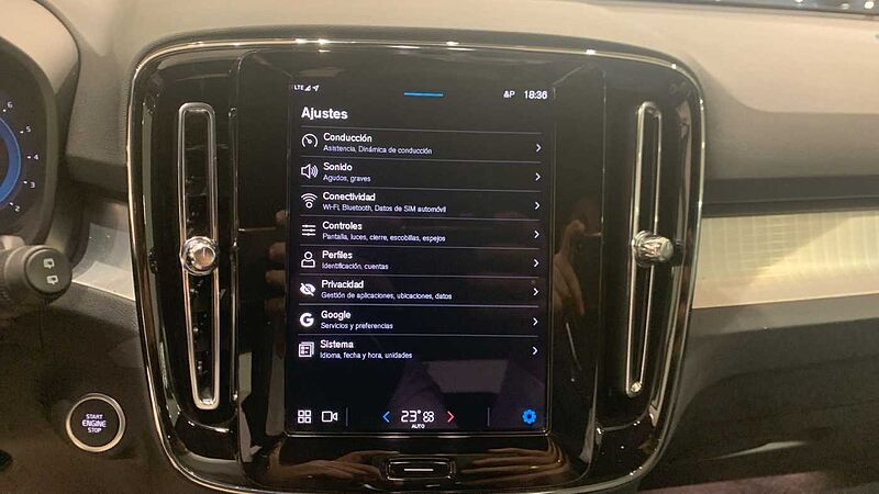 Volvo XC40 2.0 B3 CORE AUTO 163 5P