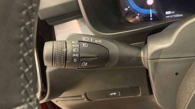 Volvo XC40 2.0 B3 CORE AUTO 163 5P