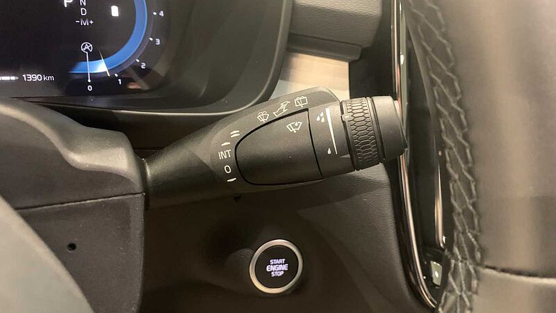 Volvo XC40 2.0 B3 CORE AUTO 163 5P