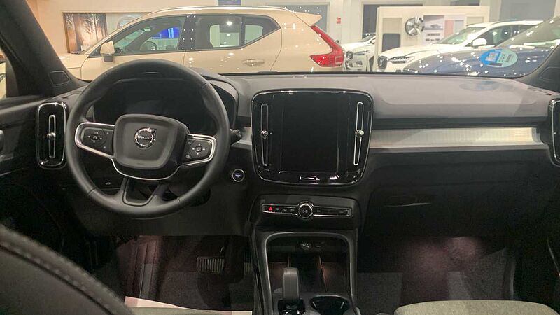 Volvo XC40 2.0 B3 CORE AUTO 163 5P