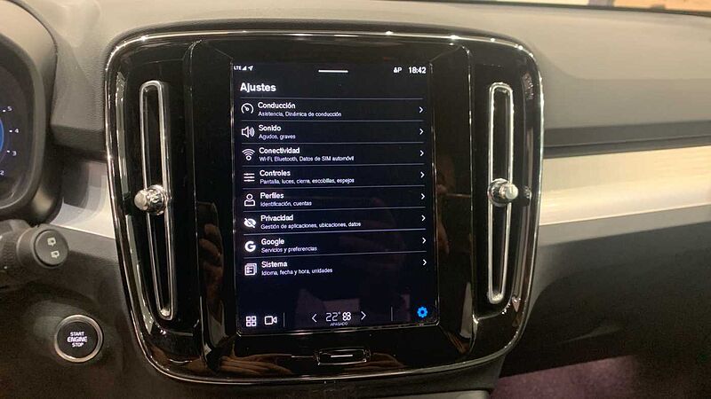 Volvo XC40 2.0 B3 CORE AUTO 163 5P