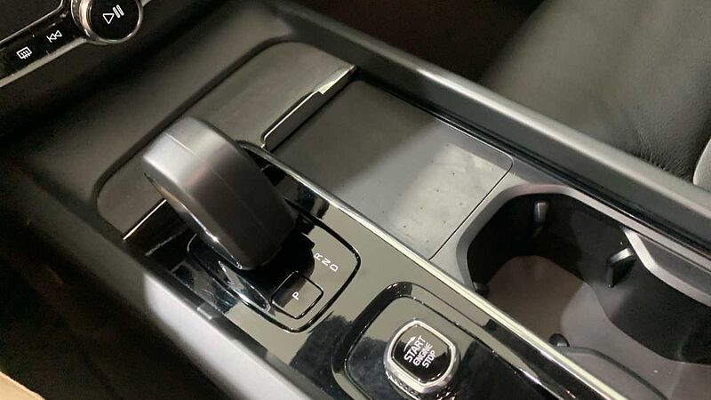 Volvo XC60 2.0 B4 D CORE AUTO 197 5P