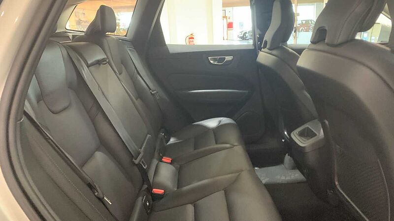 Volvo XC60 2.0 B4 D CORE AUTO 197 5P