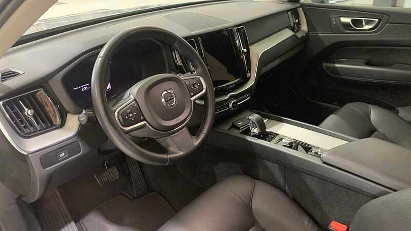 Volvo XC60 2.0 B4 D CORE AUTO 197 5P