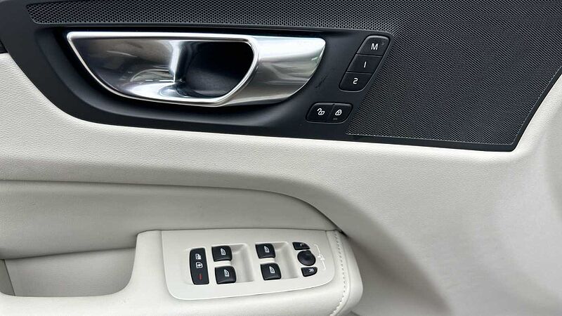 Volvo XC60 2.0 T6 RECHARGE PLUS BRIGHT AUTO 4WD 350 5P