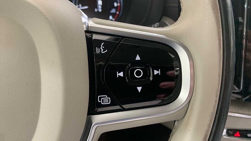 Volvo XC60 2.0 D4 INSCRIPTION AUTO 4WD 190 5P